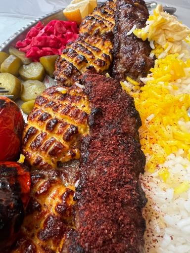 عکس رستوران نگین شهر