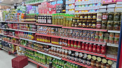 فروشگاه مواد غذایی غرقی