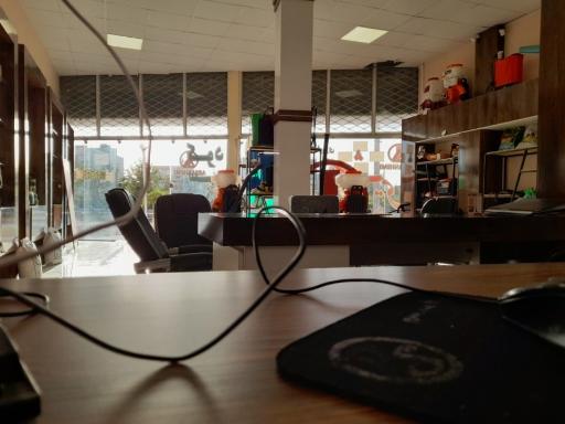 عکس فروشگاه آریاشیمی