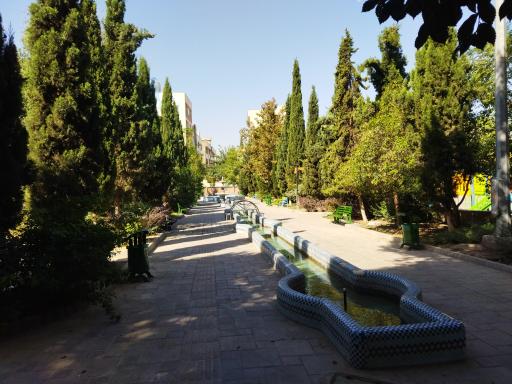 عکس بوستان باغ حکیم