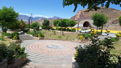 عکس مجتمع خدماتی رفاهی آریا 