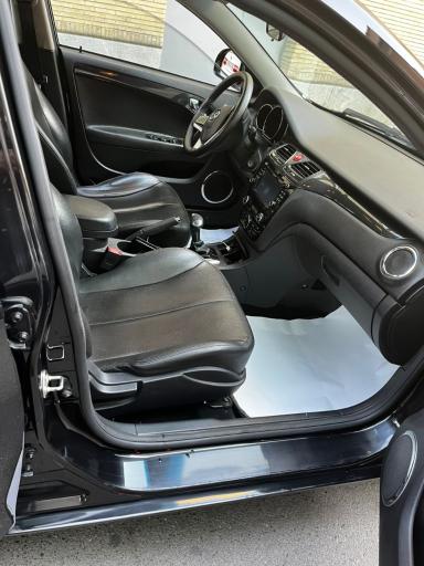 عکس تعمیرگاه تخصصی ام وی ام و چری