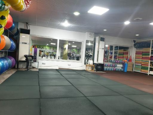 عکس باشگاه ورزشی بدنسازی بانوان حجاب( پرانا)