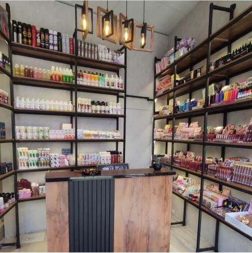 عکس مرکز پخش عمده لوازم آرایشی و بهداشتی گیسو