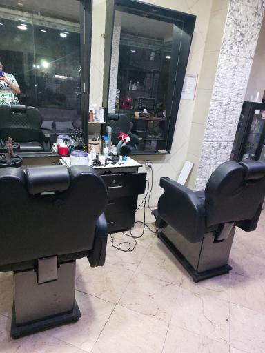 عکس آرایشگاه مردانه ورا