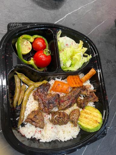 عکس کافی شاپ و رستوان رژیمی آرسی«جیم فود»