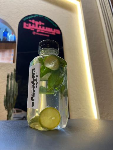 عکس کافی شاپ و رستوان رژیمی آرسی«جیم فود»