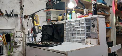 عکس کامپیوتر هاشمی