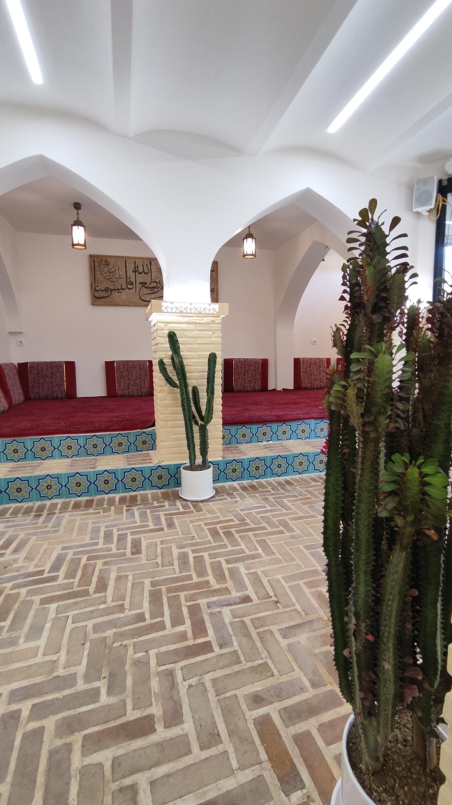 عکس رستوران پلاک هشت