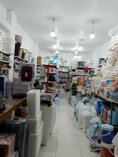 عکس ارزانسرای پلاسکو و ظروف یکبار مصرف