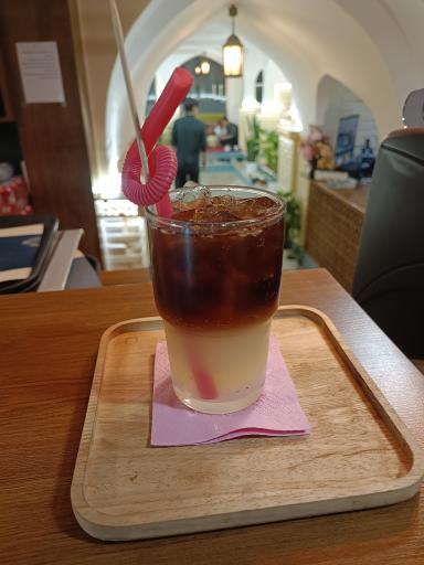 عکس کافه رستوران پلاک هشت