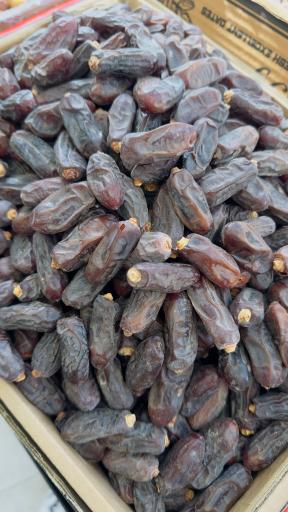 عکس پخش خرمای حاج محرم