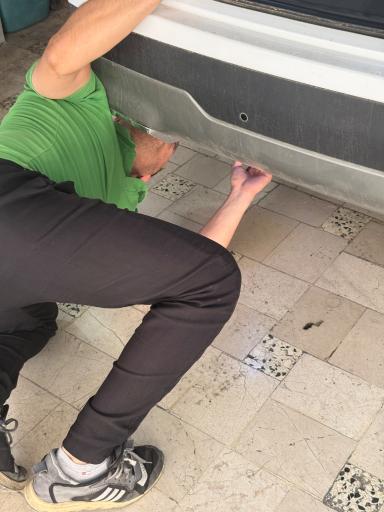 عکس کارشناسی رنگ و فنی خودرو آرتا