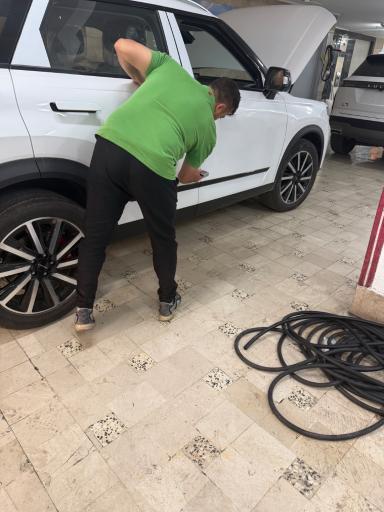 عکس کارشناسی رنگ و فنی خودرو آرتا