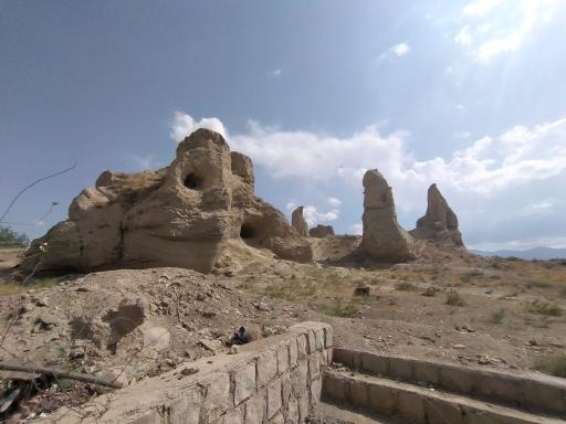 عکس قلعه باستانی مرند (مانداگارانا)