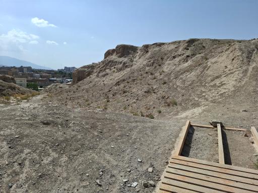 عکس قلعه باستانی مرند (مانداگارانا)