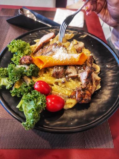 عکس کافه ناپل