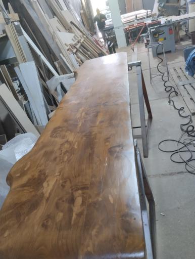 عکس مرکز بازسازی و نصب و ساخت سفارشی انواع میز بیلیارد 