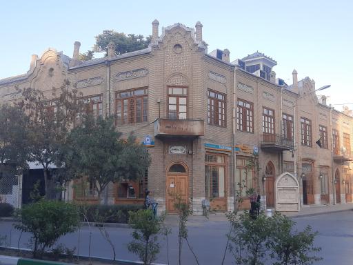 عکس هتل تاریخی پارس