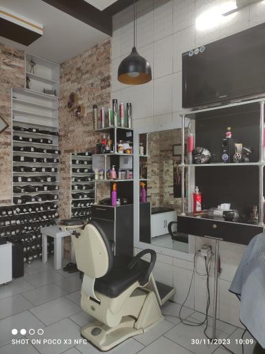 عکس آرایشگاه حارن