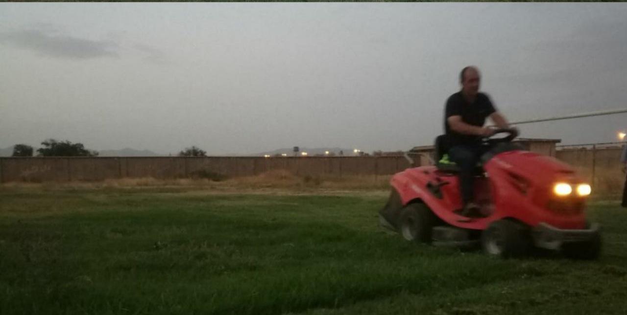 عکس زمین چمن