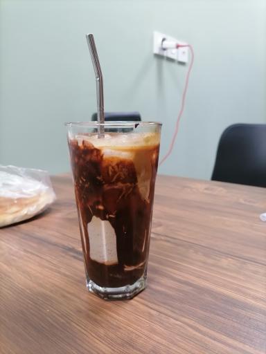 عکس کافی شاپ قرار ما