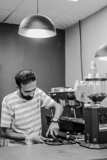 عکس کافی شاپ قرار ما