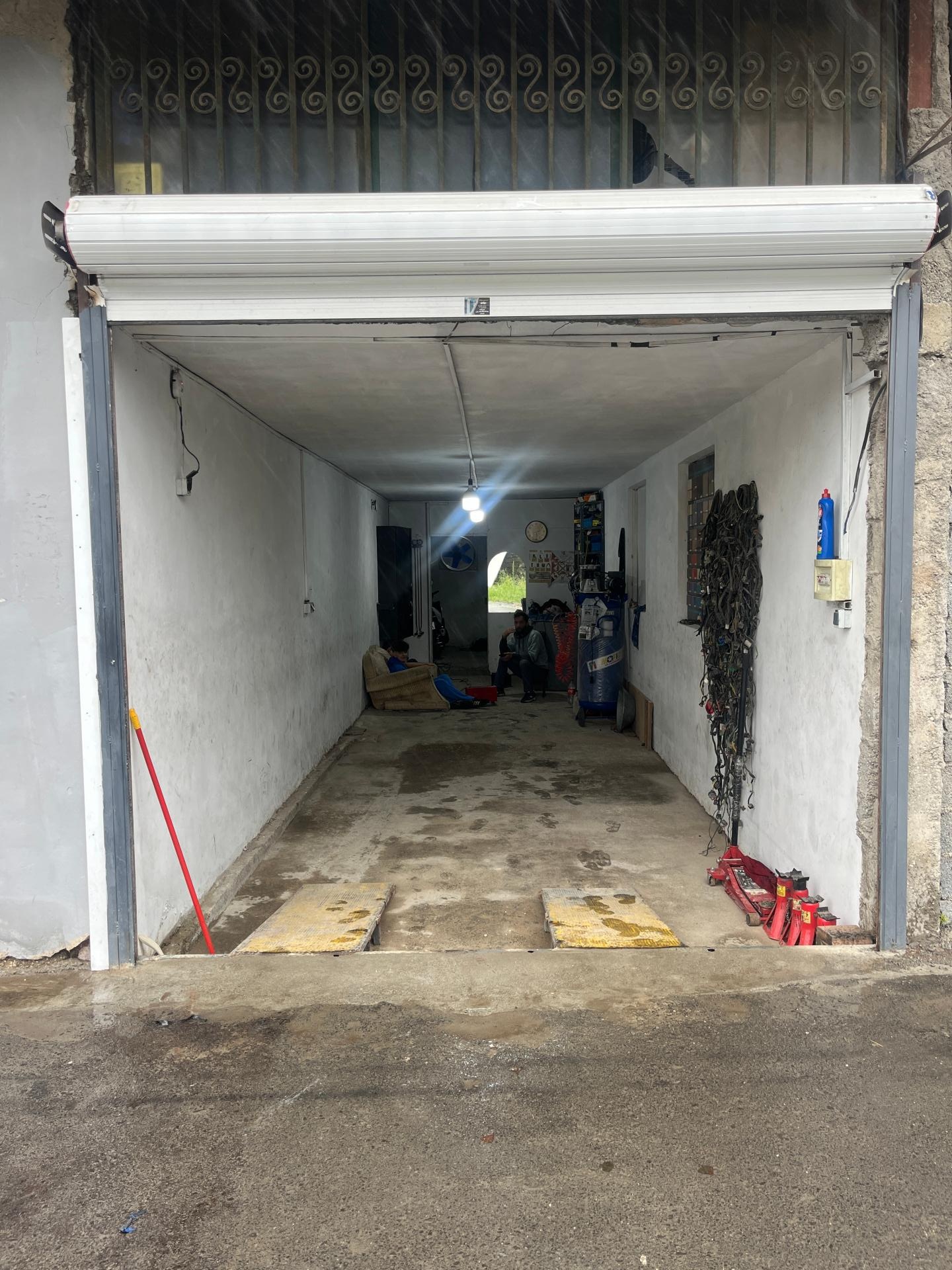 عکس خدمات برق خودرو حسن