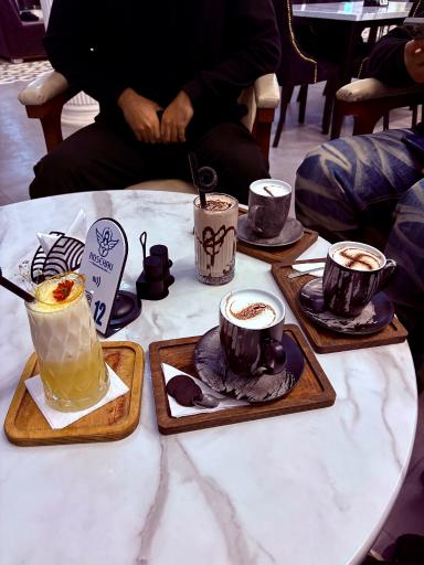 عکس کافه رستوران و سینما رز کالی