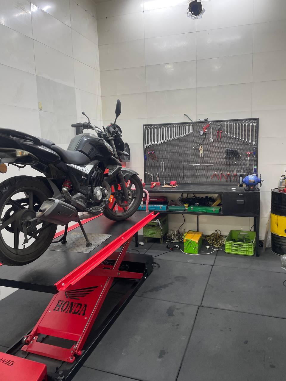 عکس موتورسازی ایران موتور