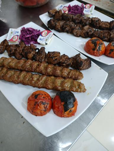 عکس رستوران جاوید