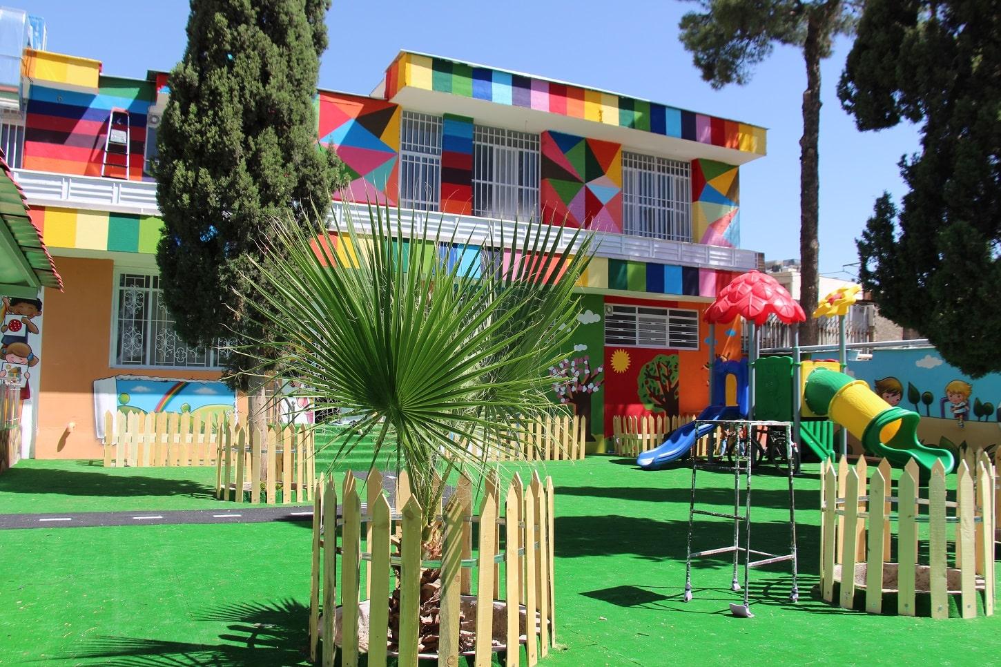 عکس دبستان دخترانه غیرانتفاعی حنان