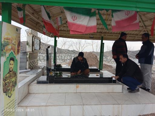 عکس مزار شهید مدافع حرم جواد جهانی و محمد اسدی 
