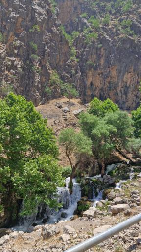 عکس آبشار شیوند