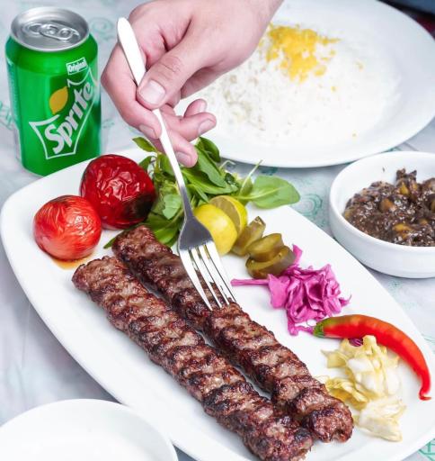 رستوران الف 