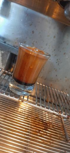 عکس کافه مهربان