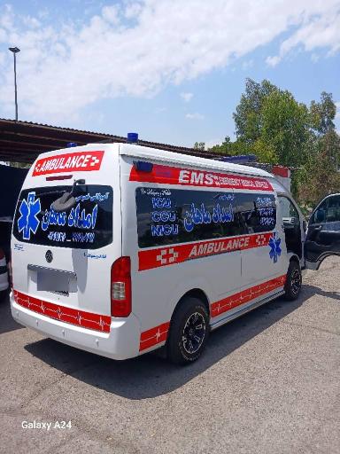 عکس آمبولانس امداد ماهان