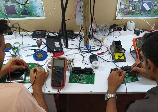 عکس تعمیرات ایسیو و کیلومتر قاسمی