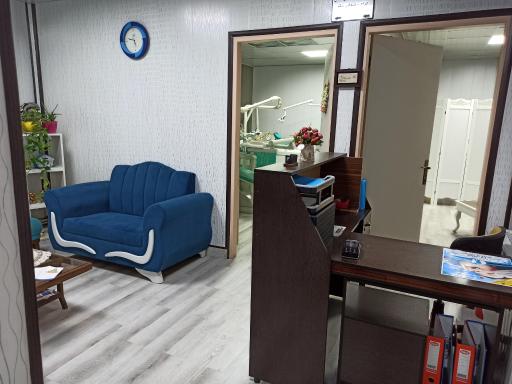 عکس کلینیک پزشکی و دندانپزشکی ایرانمهر