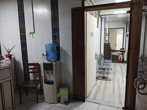 عکس کلینیک پزشکی و دندانپزشکی ایرانمهر