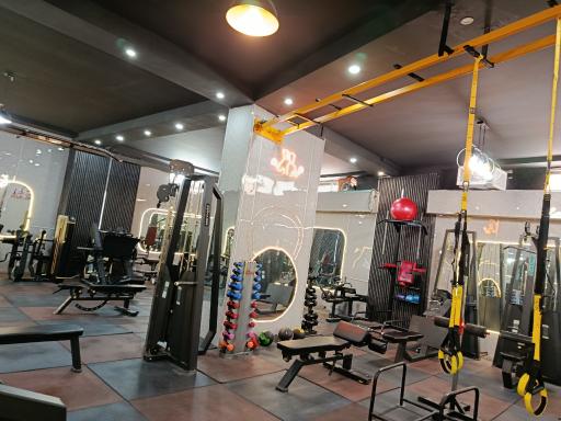 عکس باشگاه بدنسازی باربد 