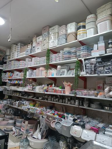 عکس فروشگاه لوازم خانگی عاقبتی