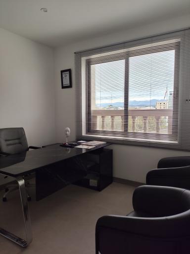 عکس کلینیک زیبایی دکتر روشنایی