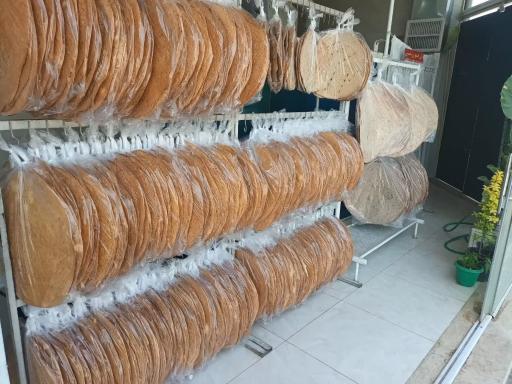 عکس تولیدی نان قندی طلوع