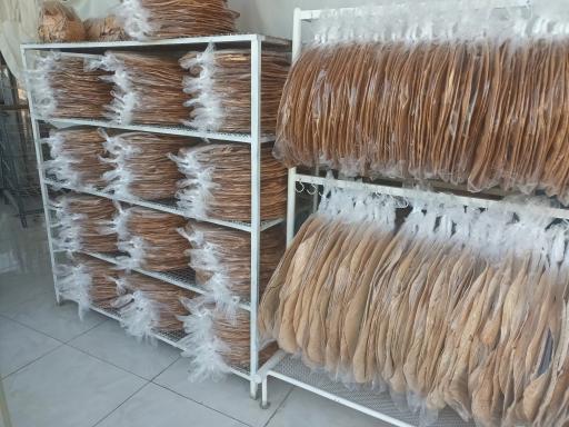 عکس تولیدی نان قندی طلوع