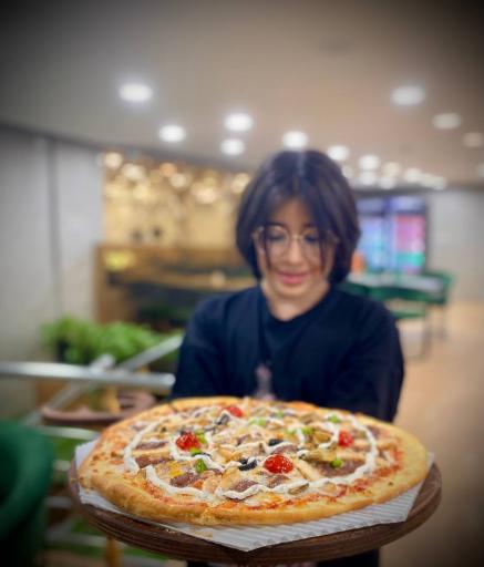 عکس رستوران فرنگی زیتون بین