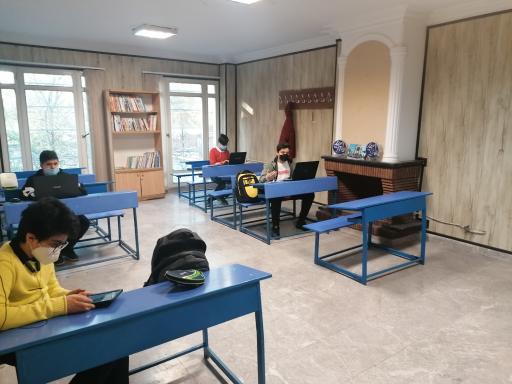 عکس دبيرستان پسرانه مهرآيين دوره اول