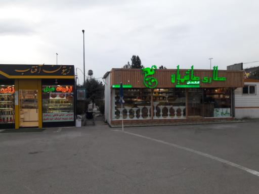 عکس پارکینگ شرقی مجموعه آفتاب درخشان صحرا