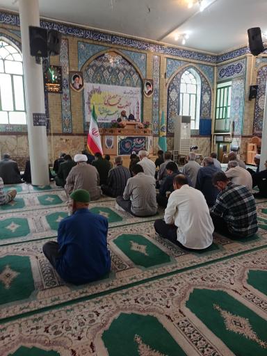 عکس حسینیه شهدا و مصلای نماز جمعه