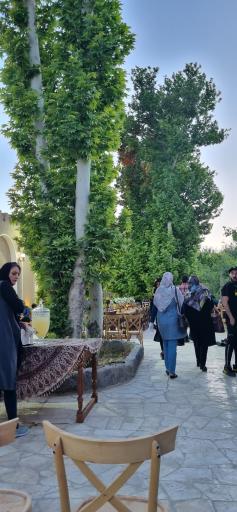 عکس رستوران سنتی قلعه باغ